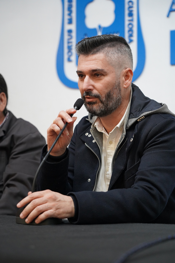 JOSÉ MANUEL AVILÉS, PREGONERO DEL CARNAVAL COLOMBINO 2023